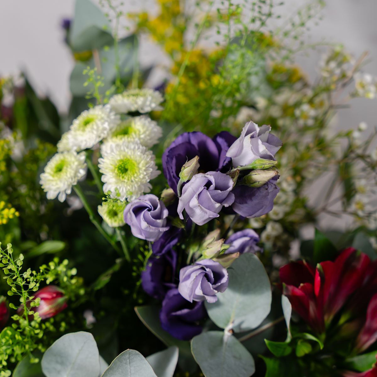 lisanthus and chrysanthemum detail wild flower bouquet Dublin florist